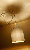 Lampa wisząca biała tkany abażur Atlanta 31-00637